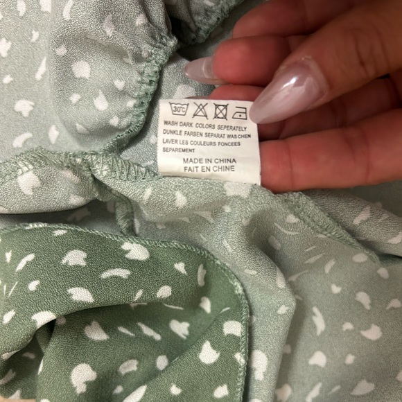 naggoo Green Wrap Dress White Print Size Medium Short Summer Ruffle Hem Flowy - Picture 10 of 12